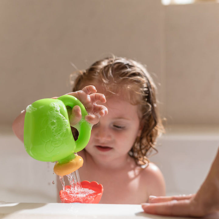Nuby Flow N' Grow Garden Bath Toy with Flower and Watering Can