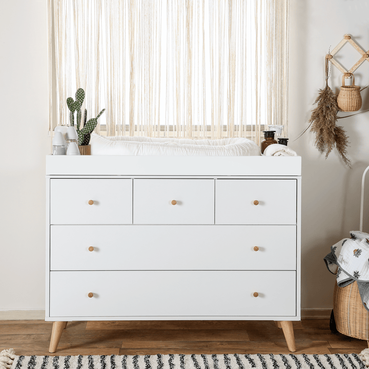 dadada furniture Austin 5 - drawer Dresser