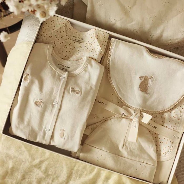 Avery Row Avery Row New Baby Starter Set 0 - 3m - Bunnies / Daisy Meadow