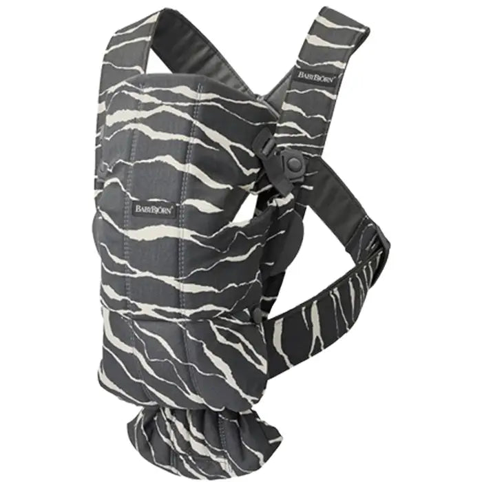 Baby Bjorn Baby Bjorn Holiday Bundle (Bouncer Balance + Carrier Mini) Baby Carriers