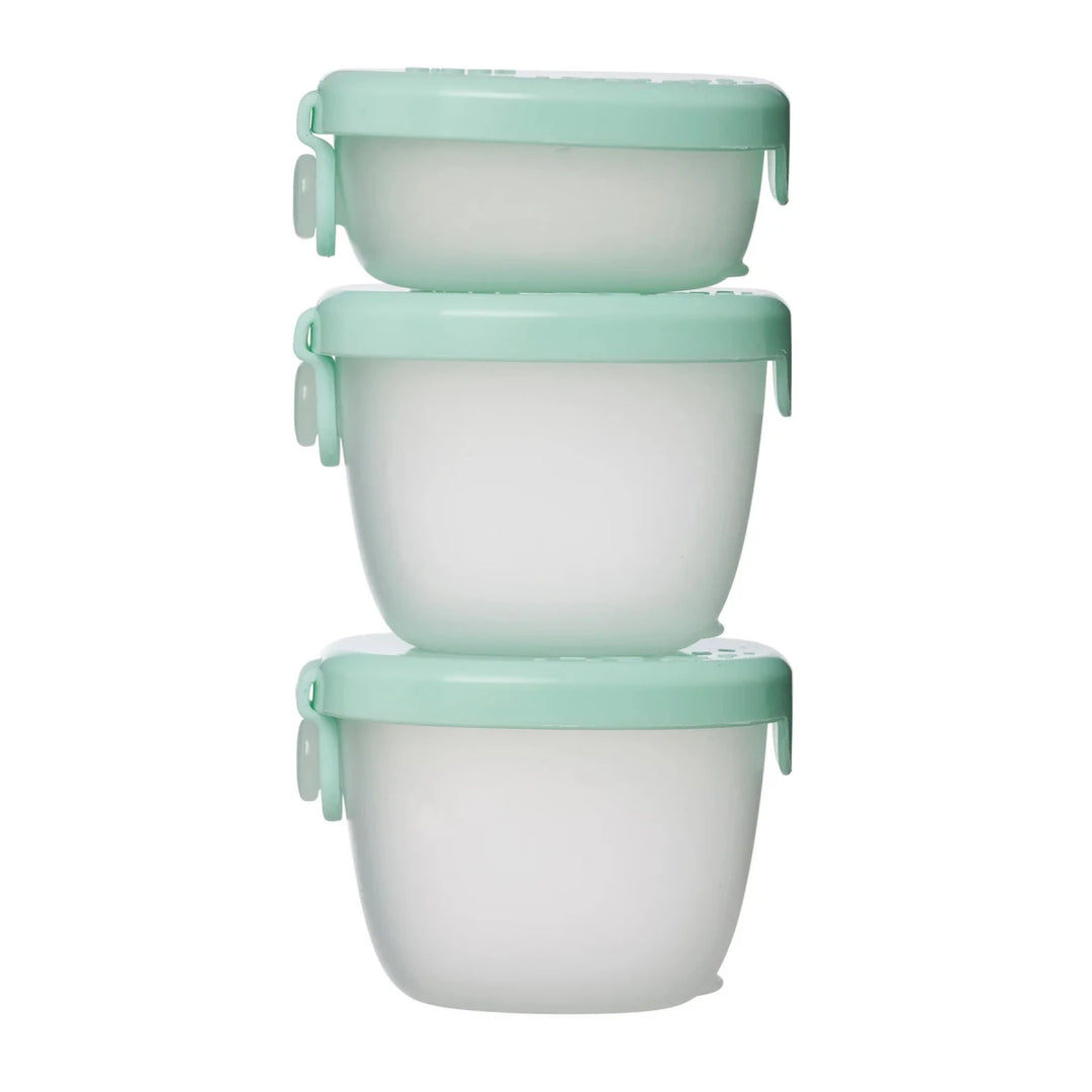 b.box Snack Tubs Forest -  Set of three stacked food containers with green lids on a white background