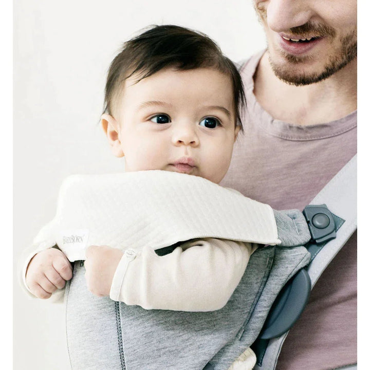 Baby Bjorn Bib For Baby Carrier Mini & Free 2pk