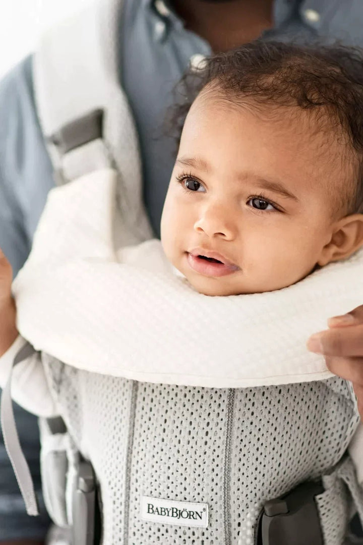 Baby Bjorn Bib for One Carrier