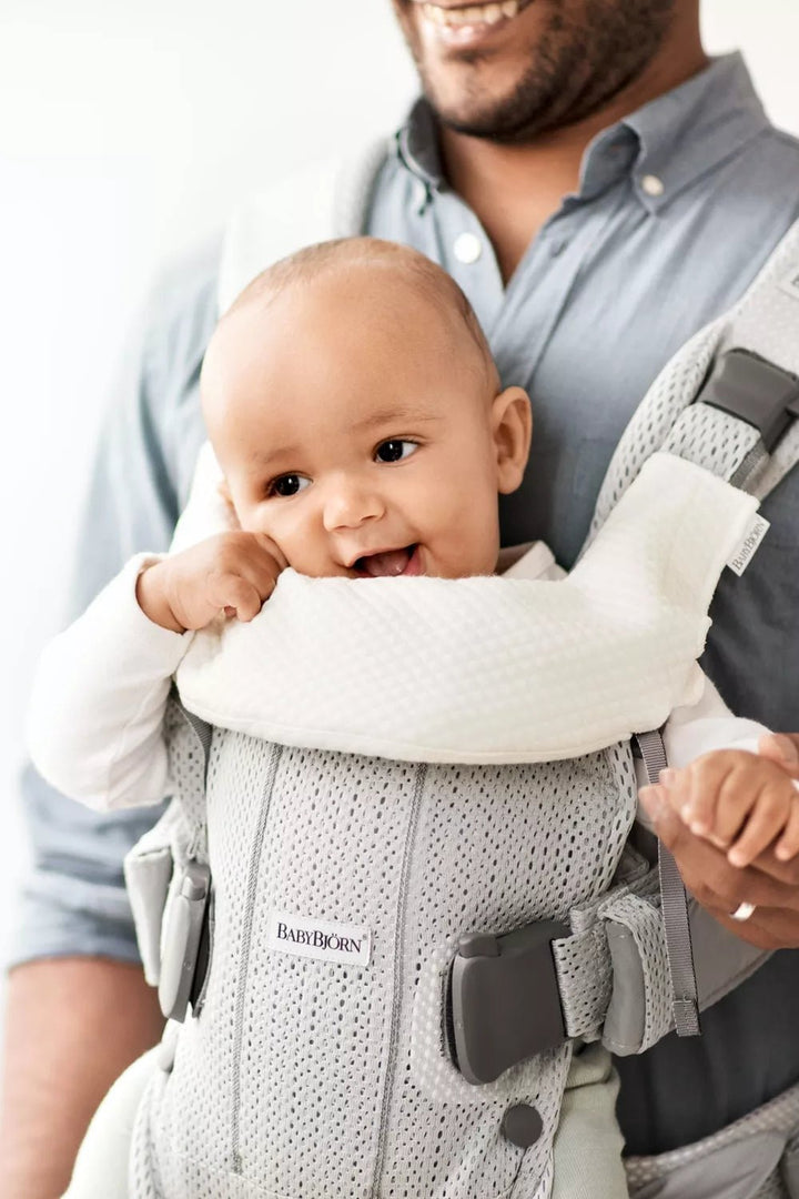 Baby Bjorn Bib for One Carrier