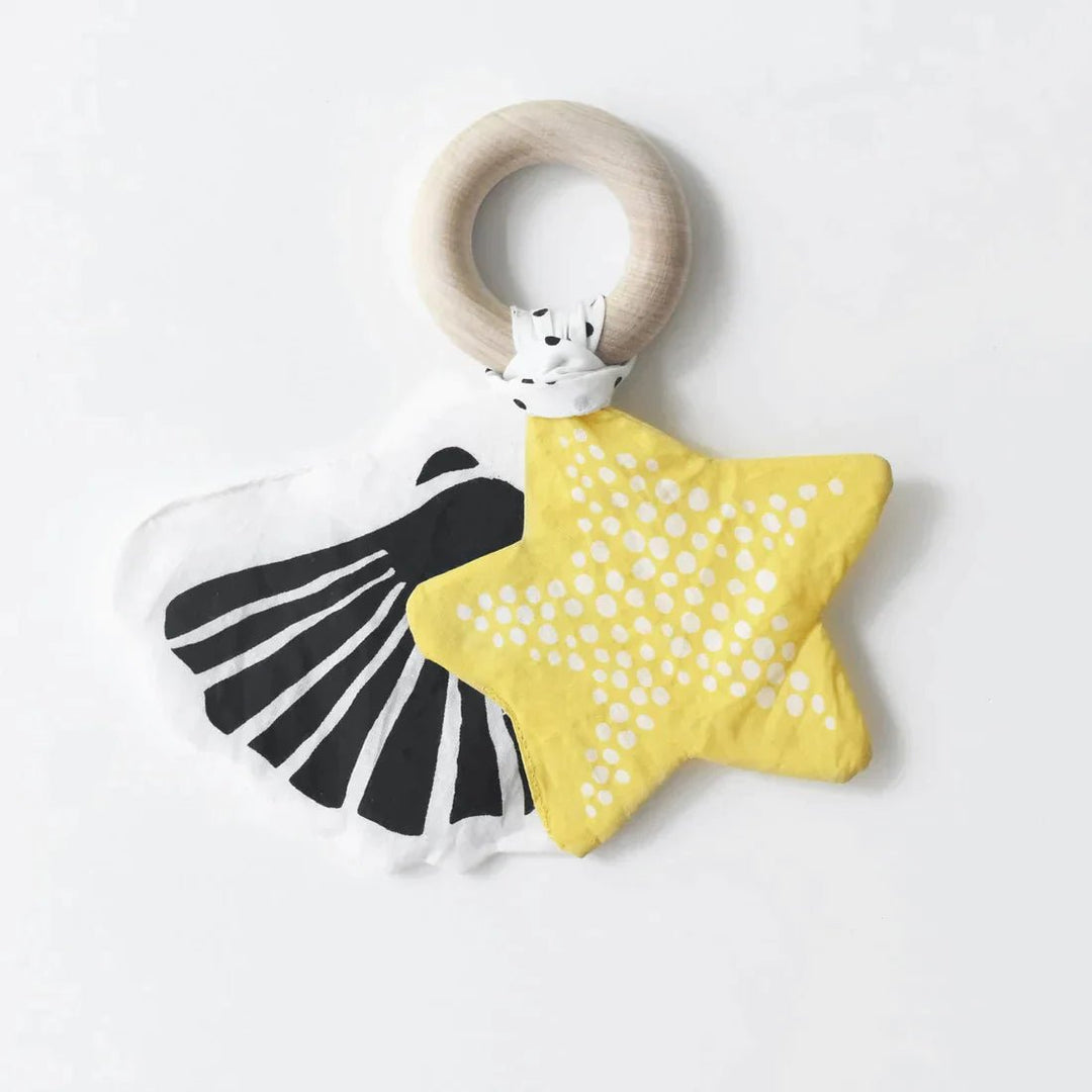 Wee Gallery Crinkle Teether - Starfish