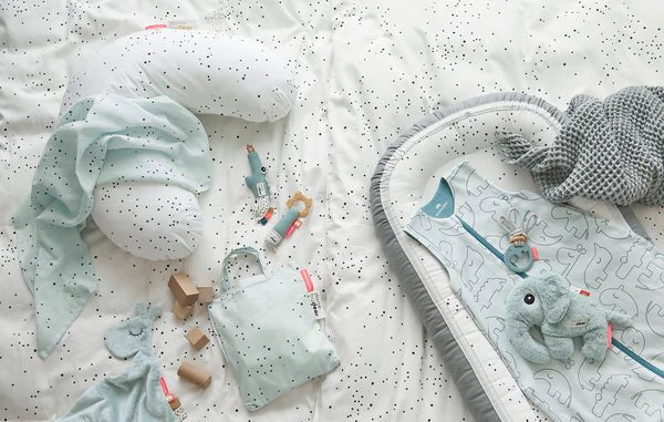 Done By Deer Done By Deer - Nursing Pillow Dreamy Dots