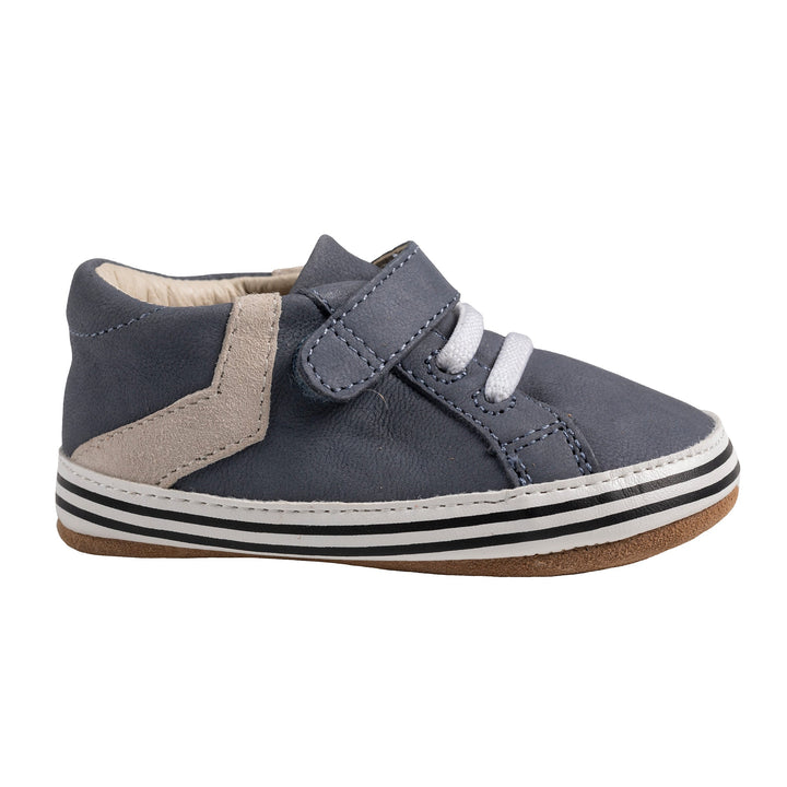 Robeez First Kicks Adam Grey