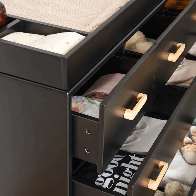 dadada furniture Soho 2.0 5 - Drawer Dresser