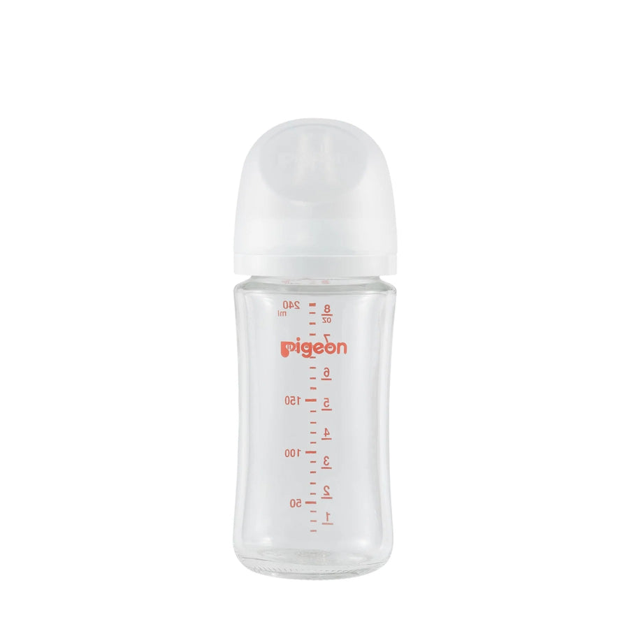 Pigeon Glass Bottle 8oz with M Nipple (3M+) 1 pack - Image 1