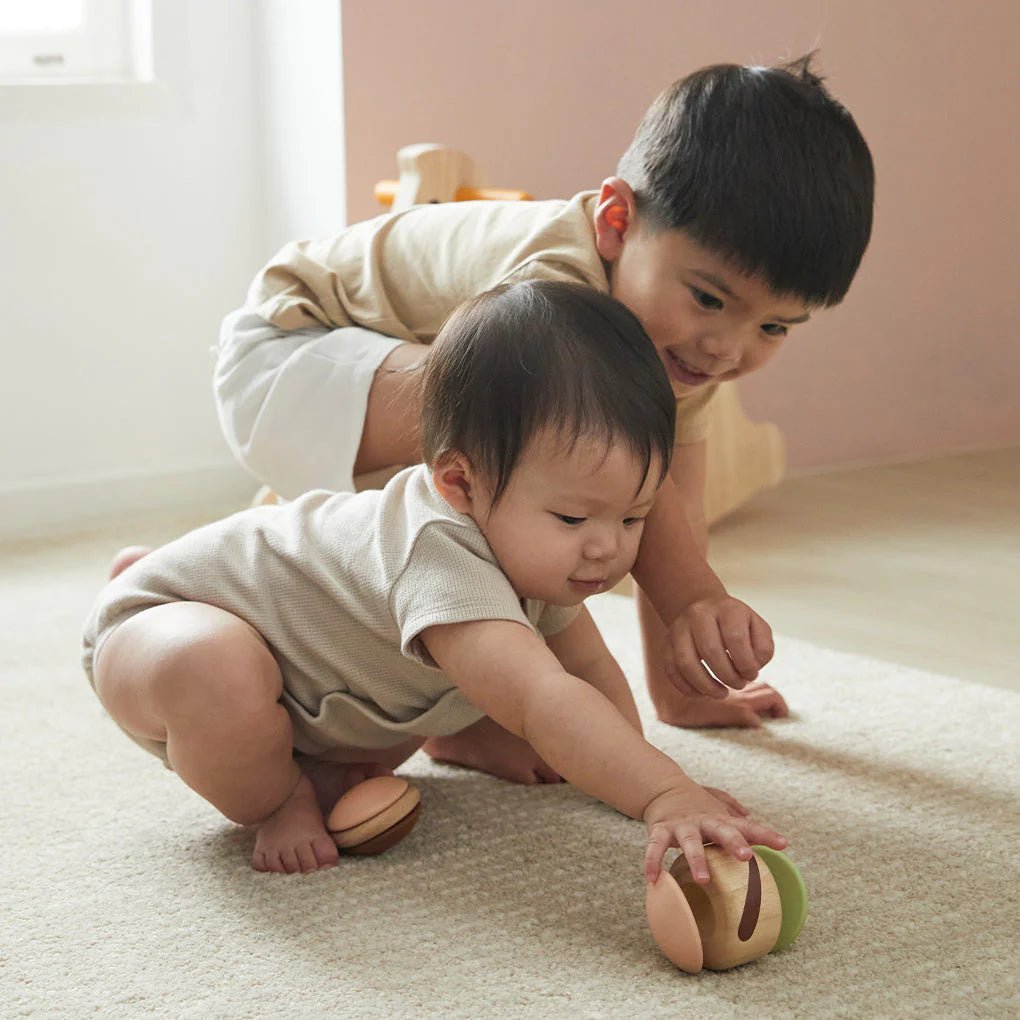 Plan Toys Clapping Roller - Modern Rustic - Image 4
