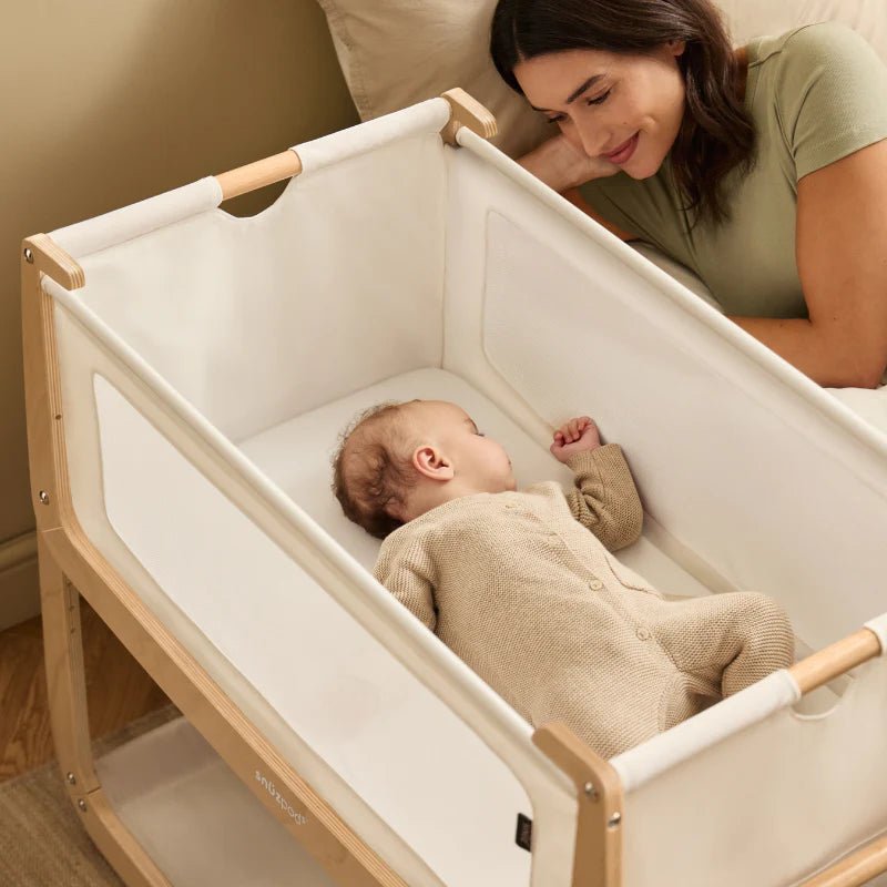 SnuzPod5 Bedside Bassinet 2 Pack Fitted Sheets bassinets White - Image 13