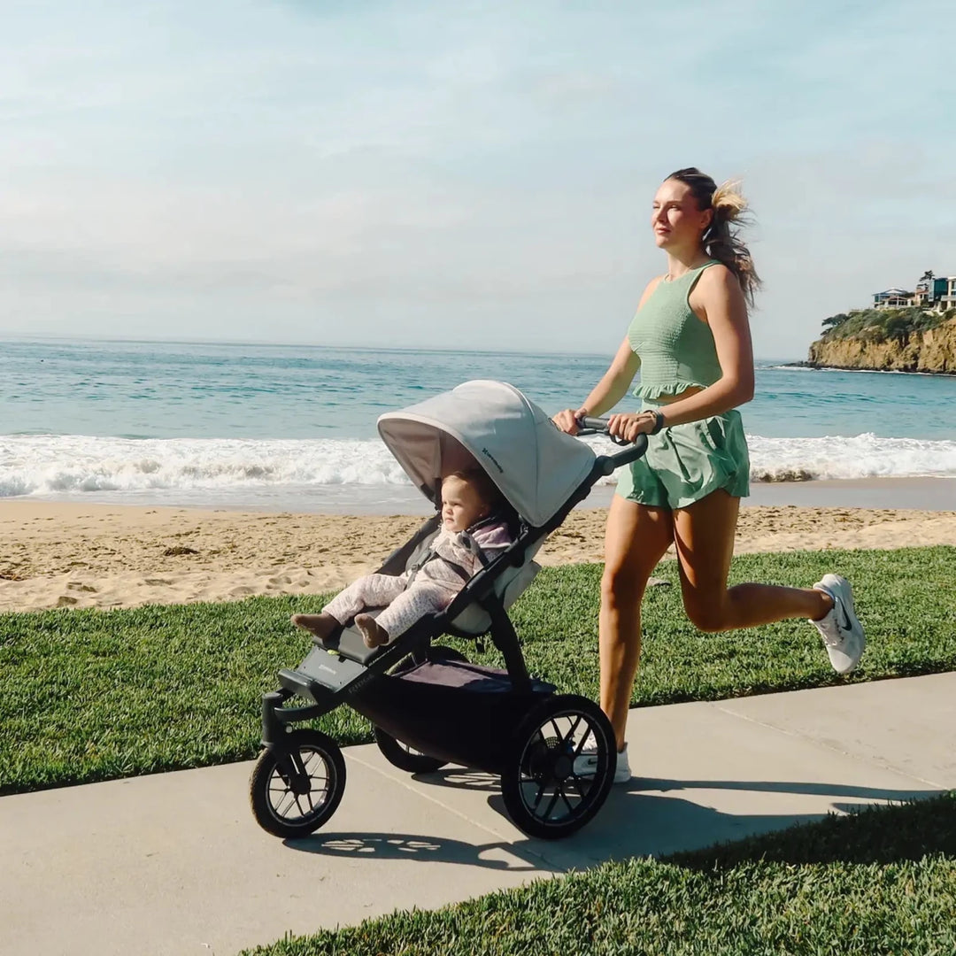 UPPAbaby RidgeV2 Evelyn Meadow Green | Carbon Frame - Image 20