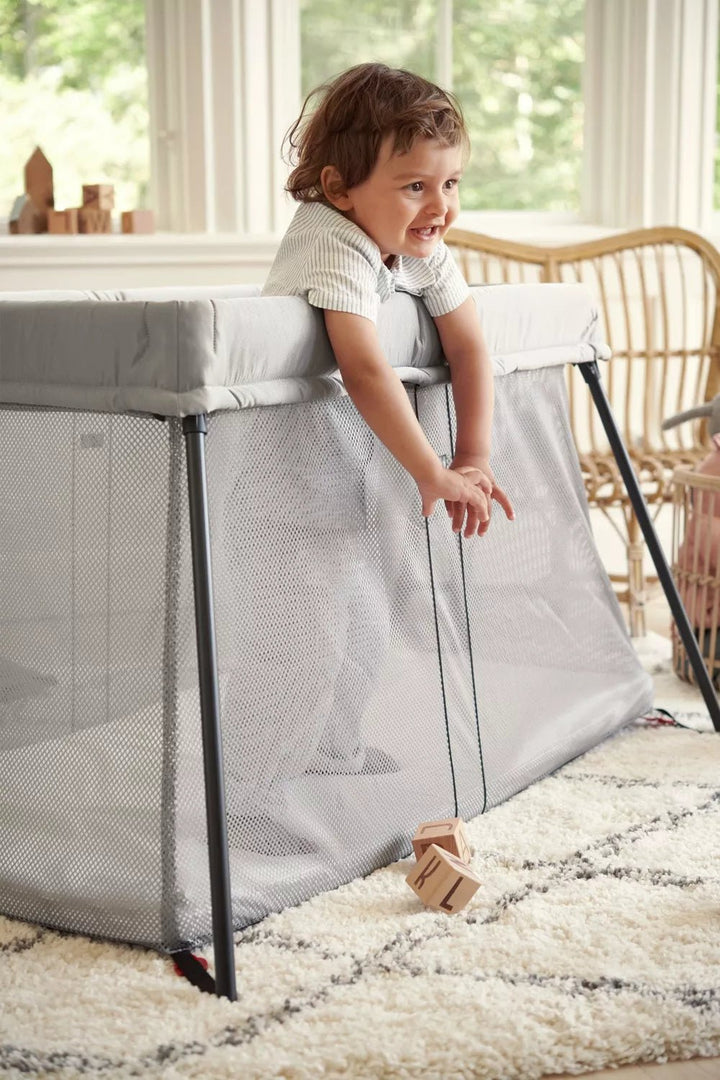 Baby Bjorn Baby Bjorn - Play Yard Light Bundle (with sheet)