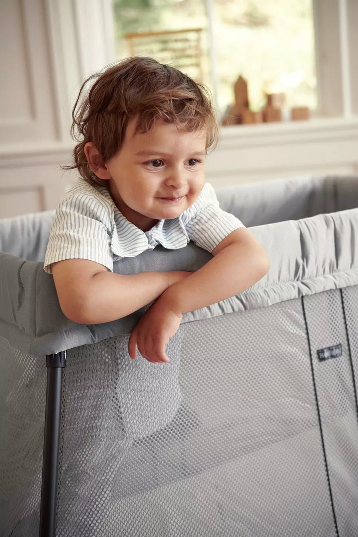 Baby Bjorn Baby Bjorn - Play Yard Light Bundle (with sheet)