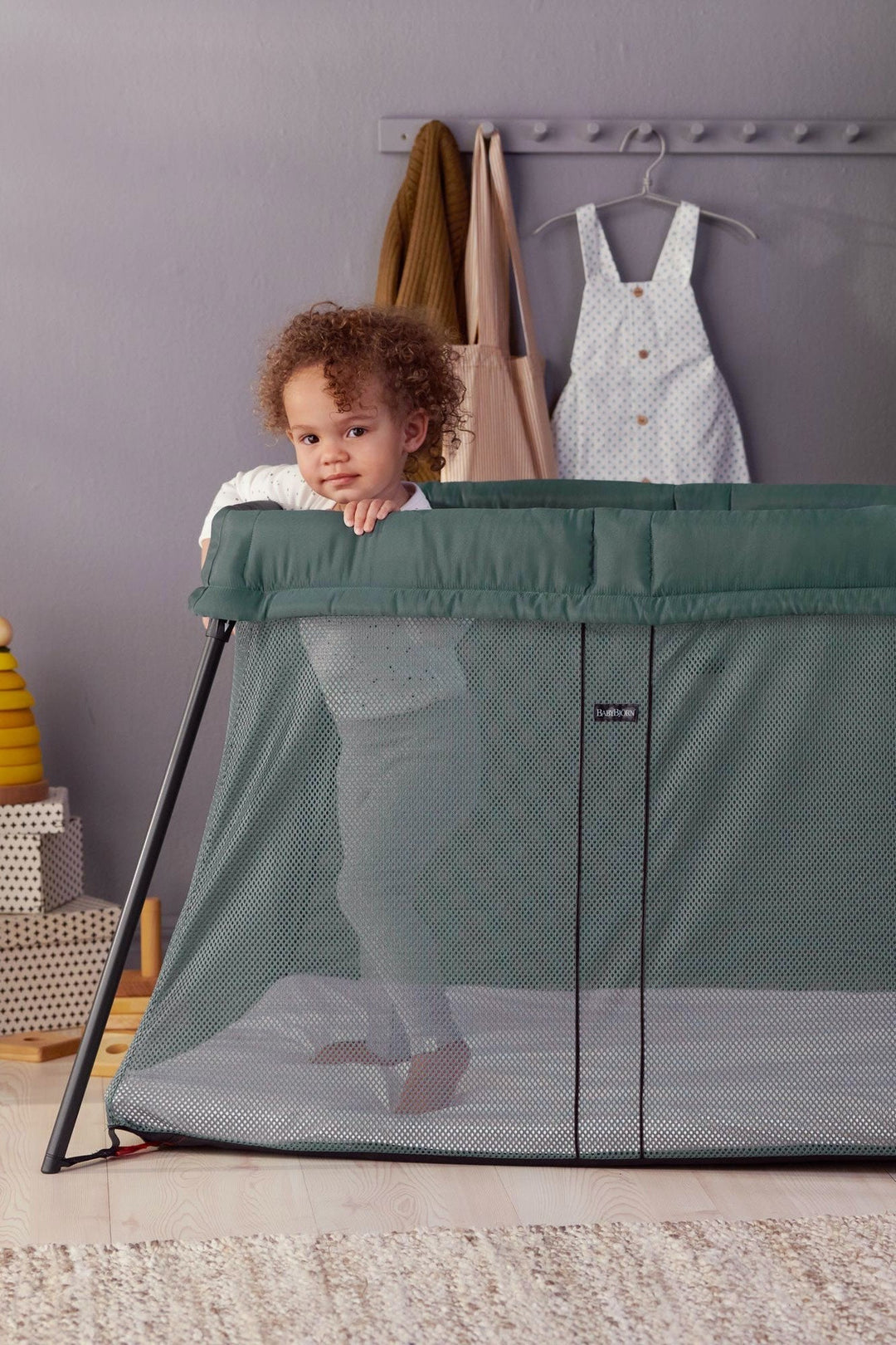 Baby Bjorn Baby Bjorn - Play Yard Light Bundle (with sheet)