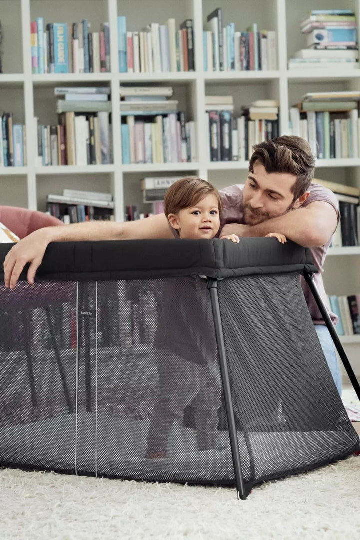 Baby Bjorn Baby Bjorn - Play Yard Light Bundle (with sheet)