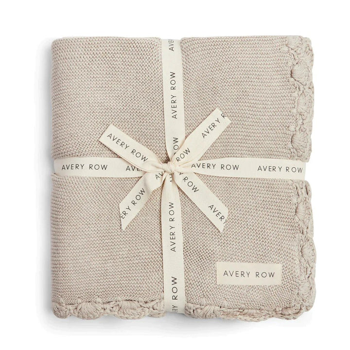Avery Row Scallop Knit Blanket