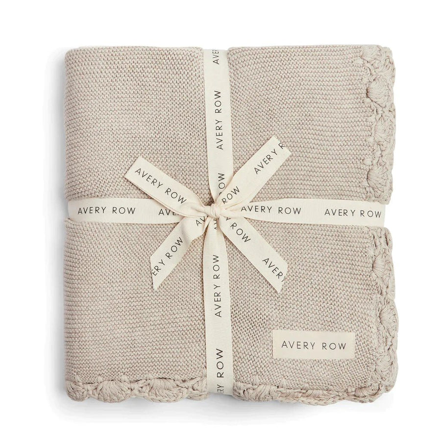 Avery Row Scallop Knit Blanket