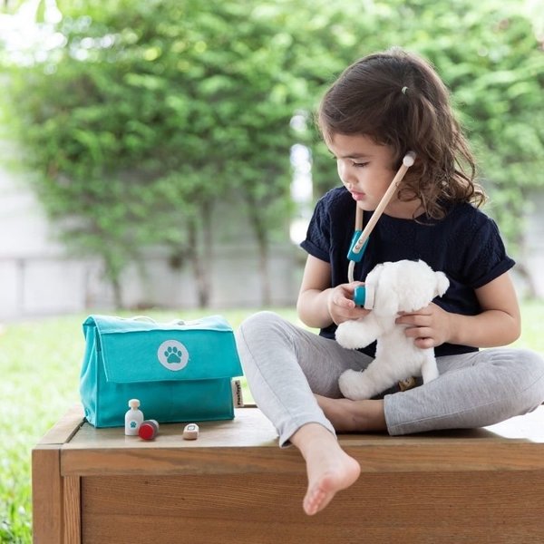 Plan Toys Vet Set